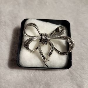 Sterling bow brooch